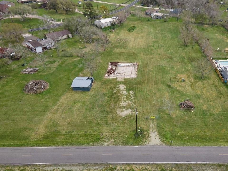 1st image of 1925 County Road 543