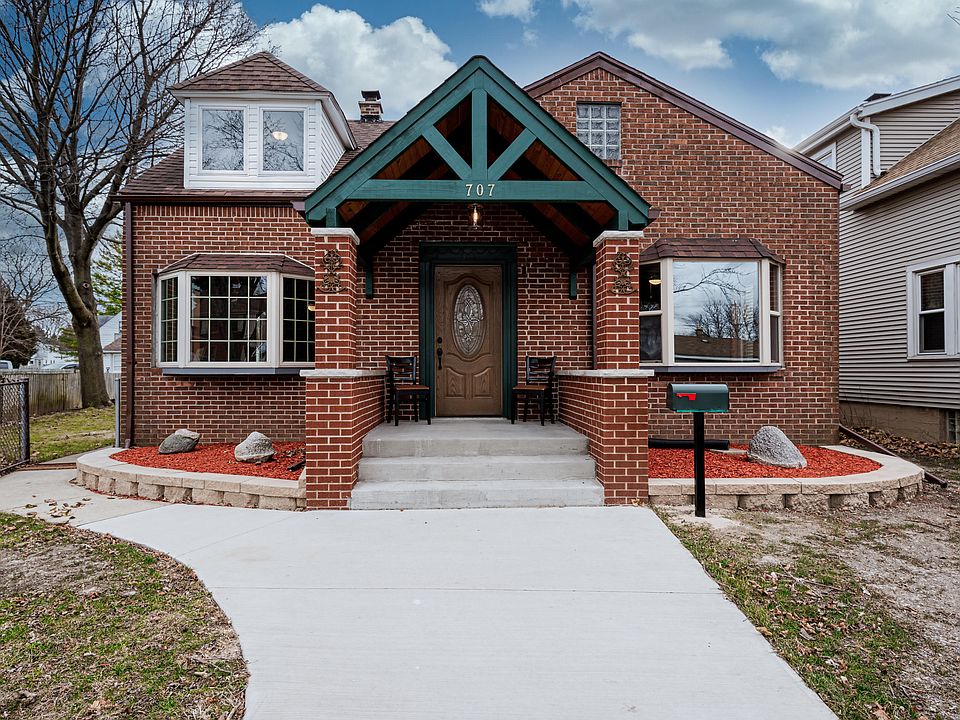 1st image of 707 Sycamore Ave