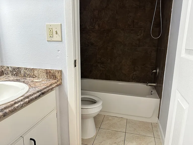 1103 Cypress Gardens Blvd #51 — Photo 9