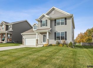 8230 Kilpatrick Pkwy, Bennington, NE 68007