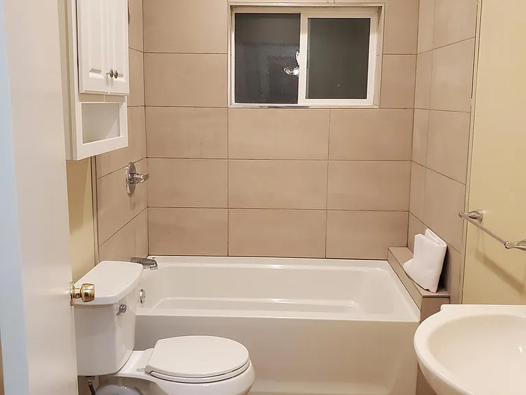 1077 Obrien Ct — Photo 14