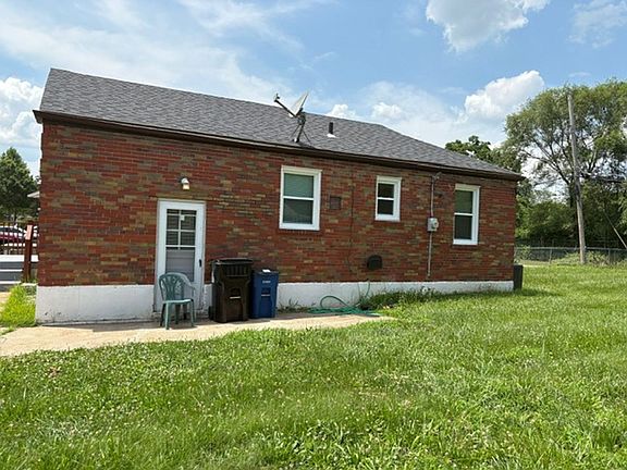 3rd image of 8301 Archer Ave
