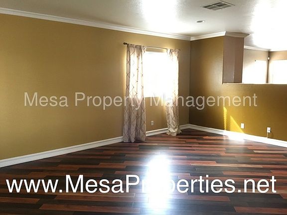 2nd image of 13710 Sahara Ln