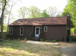 928 Marblethorpe Rd, Chesterfield, VA 23223