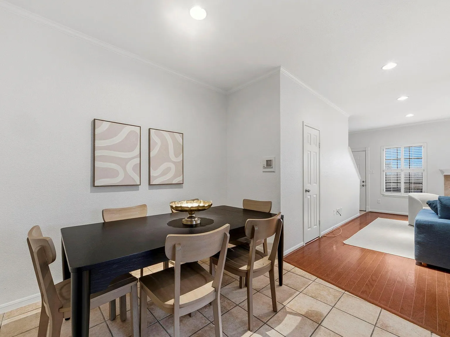 2 bed, 2.5 bath, 1520 sqft, $1,800 — Photo 3