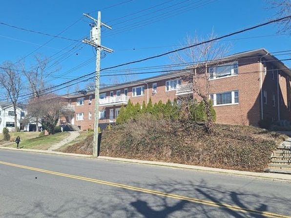 184 Purchase St APT 28, Rye, NY 10580