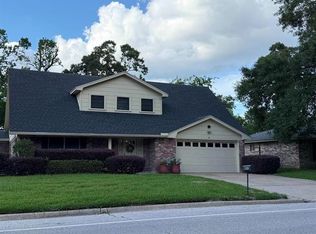 6690 Westgate Dr, Beaumont, TX 77706