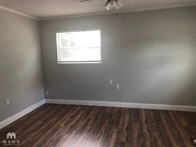 3656 Yosemite Dr — Photo 10