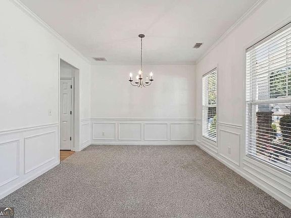 4th image of 2361 Walnut Tree Ct