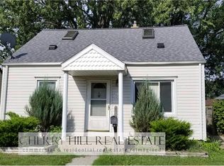 24339 Valley Ave, Eastpointe, MI 48021