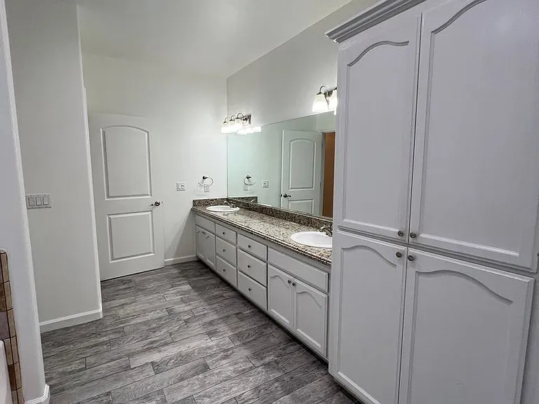 2724 Tecopa Ave — Photo 27