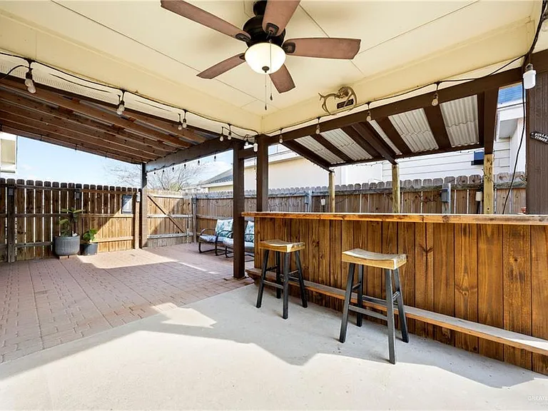 3719 Alvarado St — Photo 15