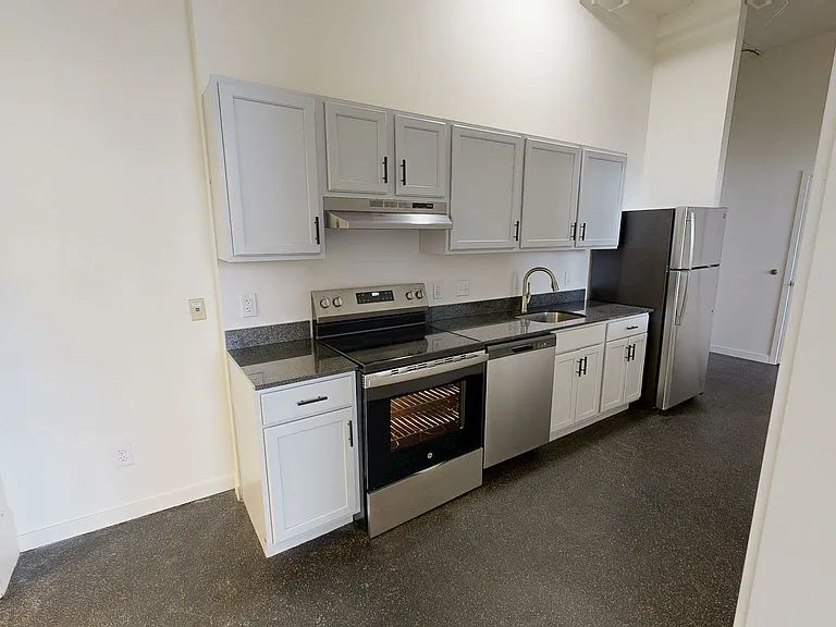 American Can Lofts — Photo 44