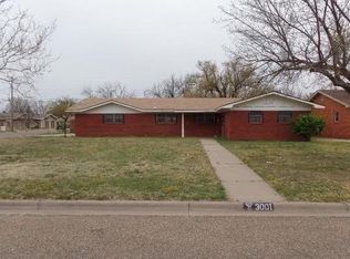 3001 W 18th St, Plainview, TX 79072