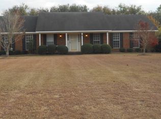 116 Pine Lakes Dr, Leesburg, GA 31763