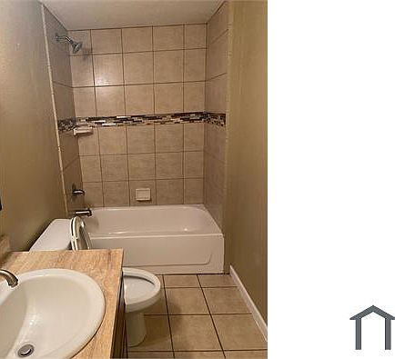 5th image of 2917 E Woodrow Pl