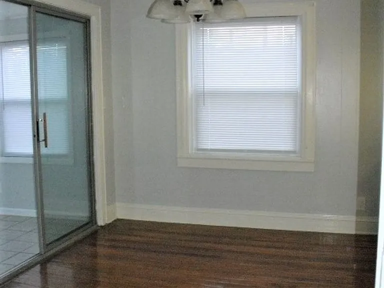 901 Johnson Ave — Photo 26