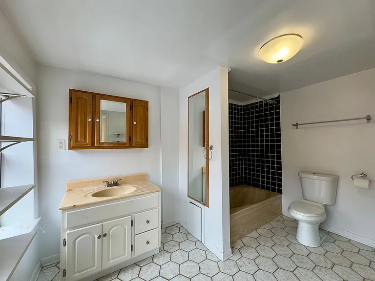 678 Melvin Dr — Photo 13