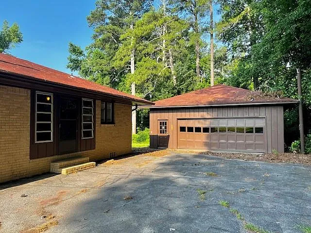 12610 Providence Rd — Photo 16