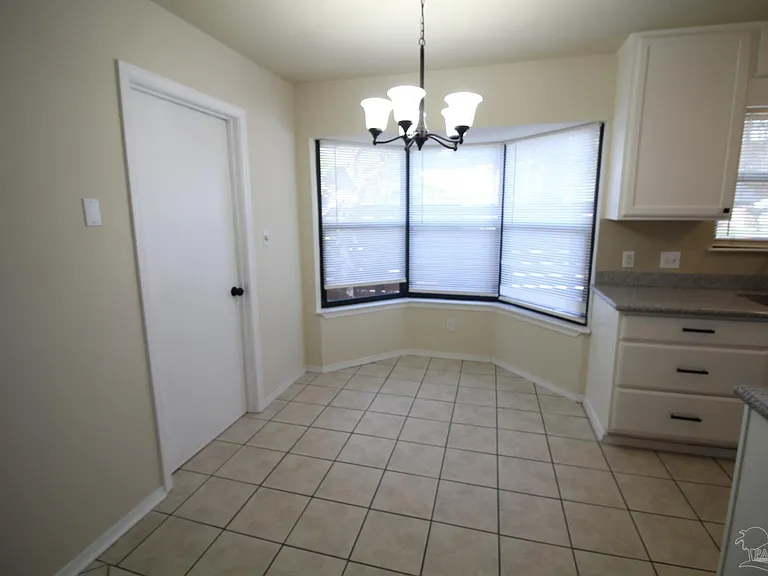 1455 Sanibel Ln — Photo 7