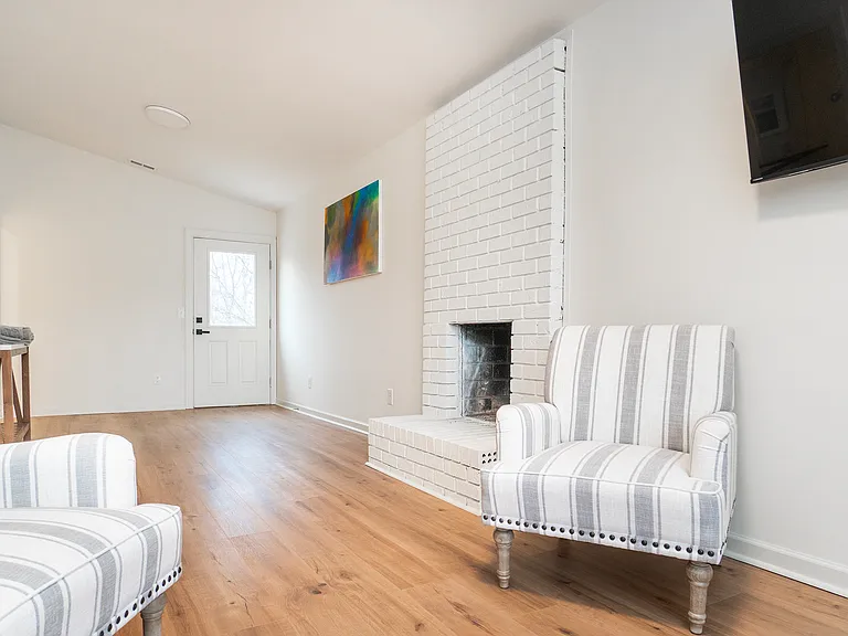 4315 Hickory Nut Point — Photo 14