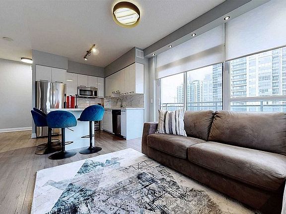 5th image of 85 N Park Rd #605