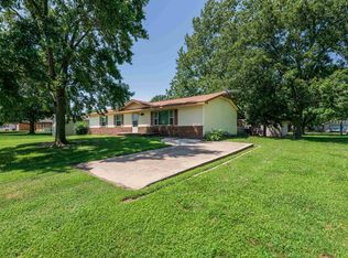 311 N Pratt St, Mount Hope, KS 67108