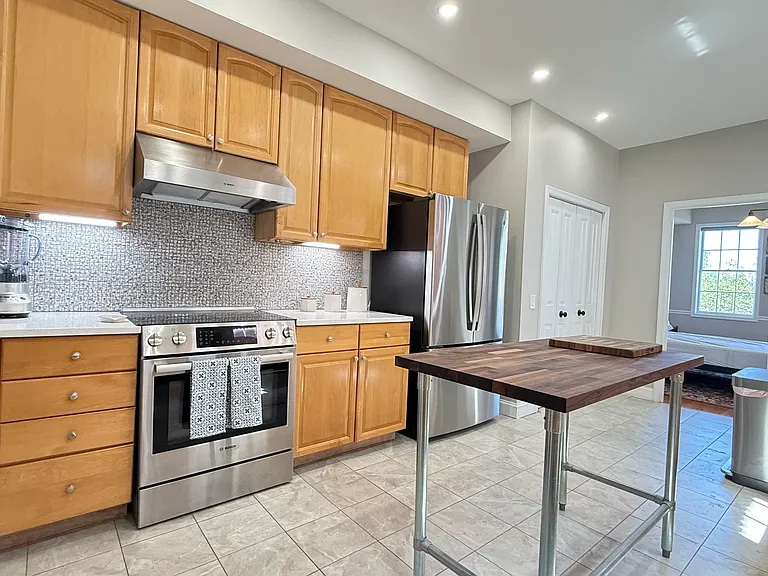 1118 F St NE #3 — Photo 13
