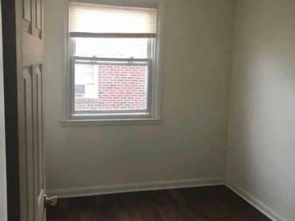 1806 Megargee St, Philadelphia, PA 19152