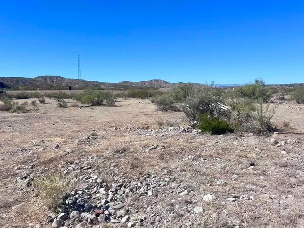 8 Seco Court Rd, Caballo, NM 87931