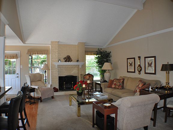 5th image of 20214 Pittsford Dr