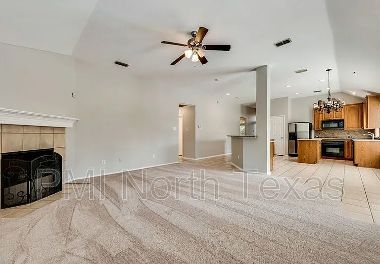 12421 Bruschetta Dr — Photo 7