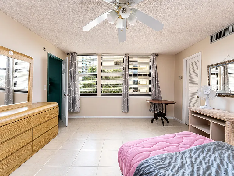 2800 N Ocean Dr #A-2B — Photo 8