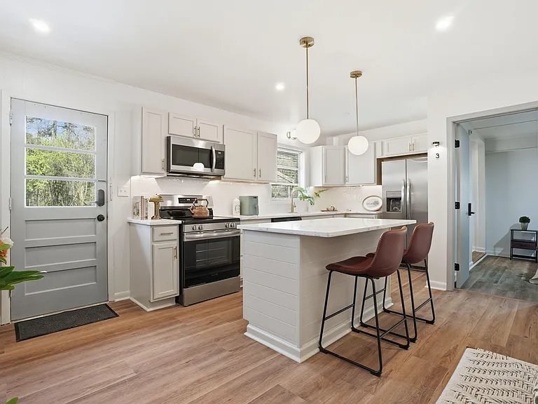 Main Level Kitchen