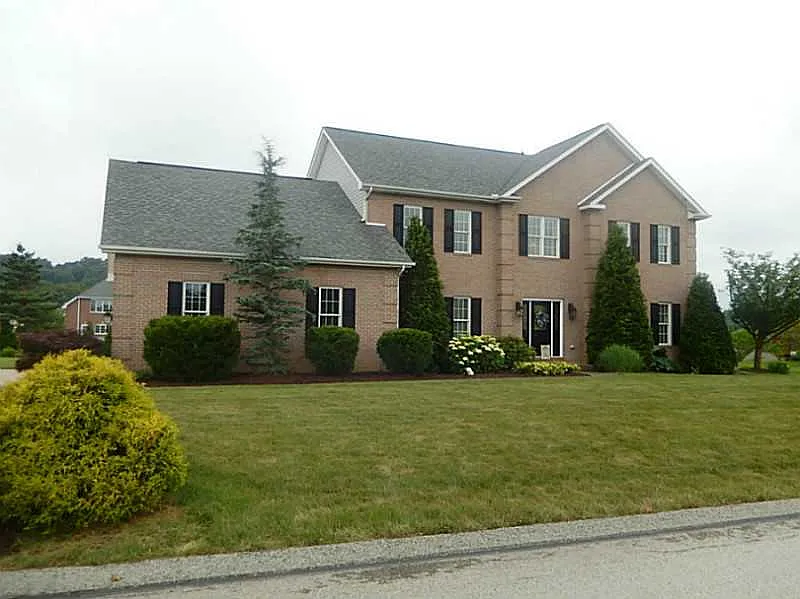 1056 Valleyview Dr photo 1