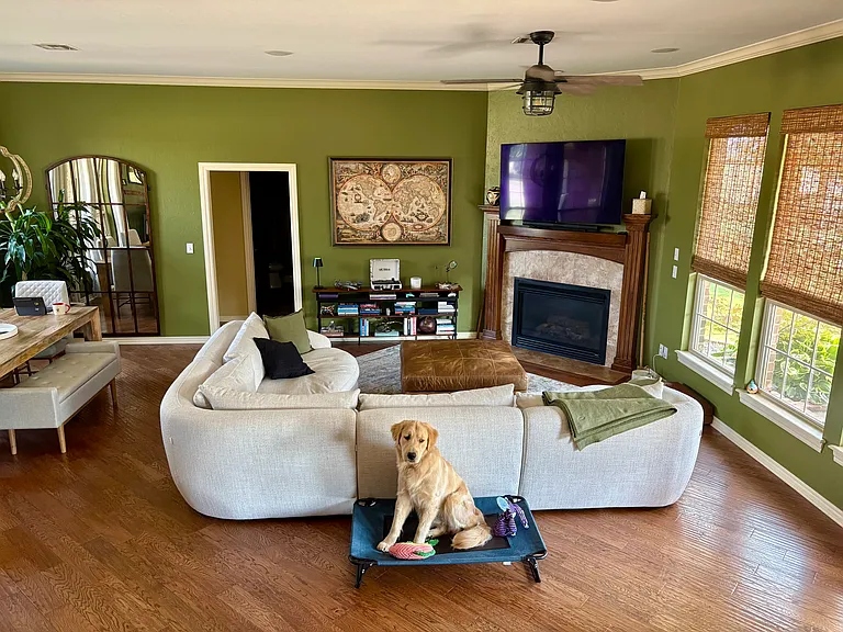 1103 Dalton Ct — Photo 3
