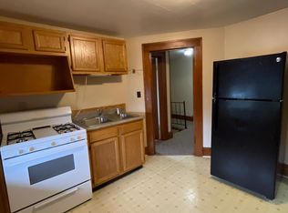 1251 Walnut St #2, Oshkosh, WI 54901