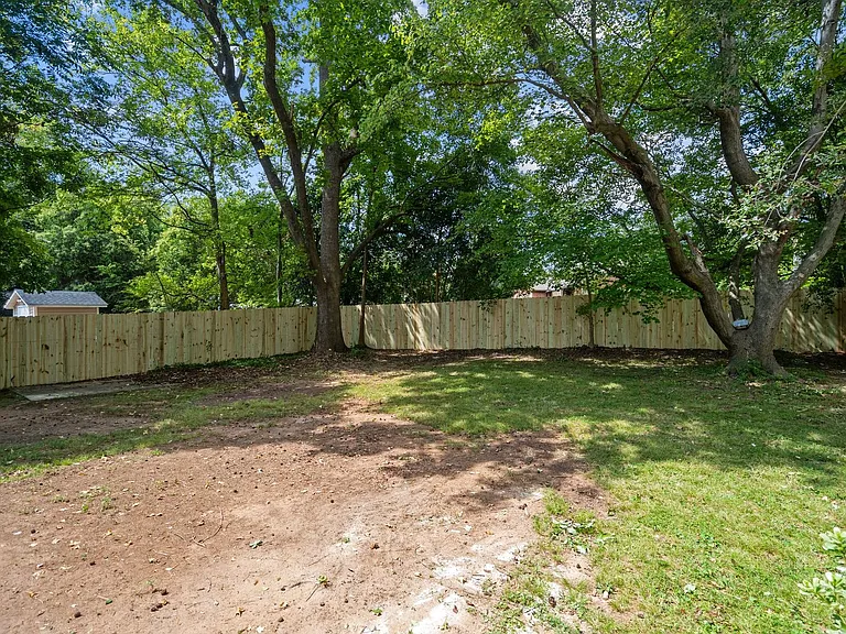 424 Peyton St — Photo 27