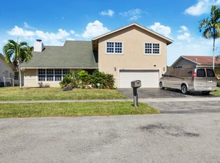 7451 NW 42nd Ct, Fort Lauderdale, FL 33319