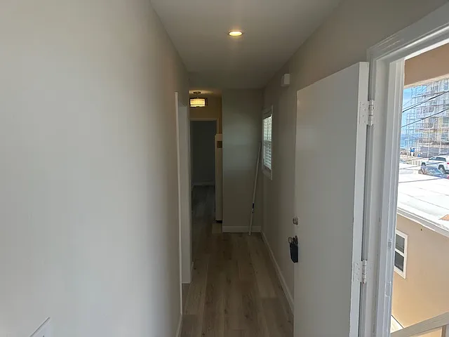 1492 Pescadero Dr — Photo 7