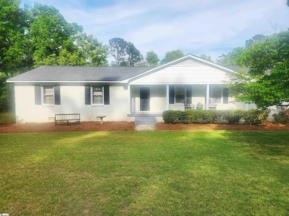 207 Fair Pl, Clinton, SC 29325