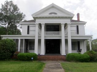 11 N 4th St, Pickens, MS 39146