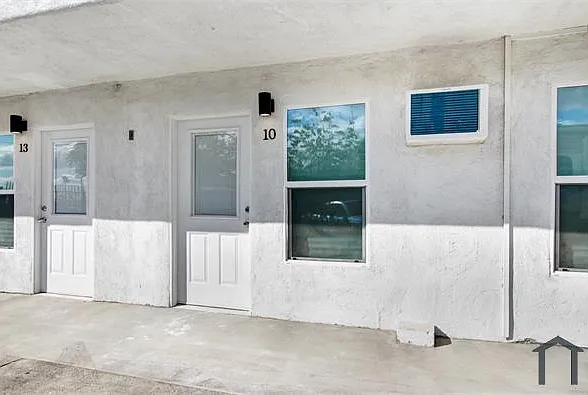 10028 San Fernando Rd #1A — Photo 7