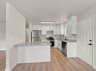 1143-1145 Le Brun Ln #A-b, Redding, CA 96002