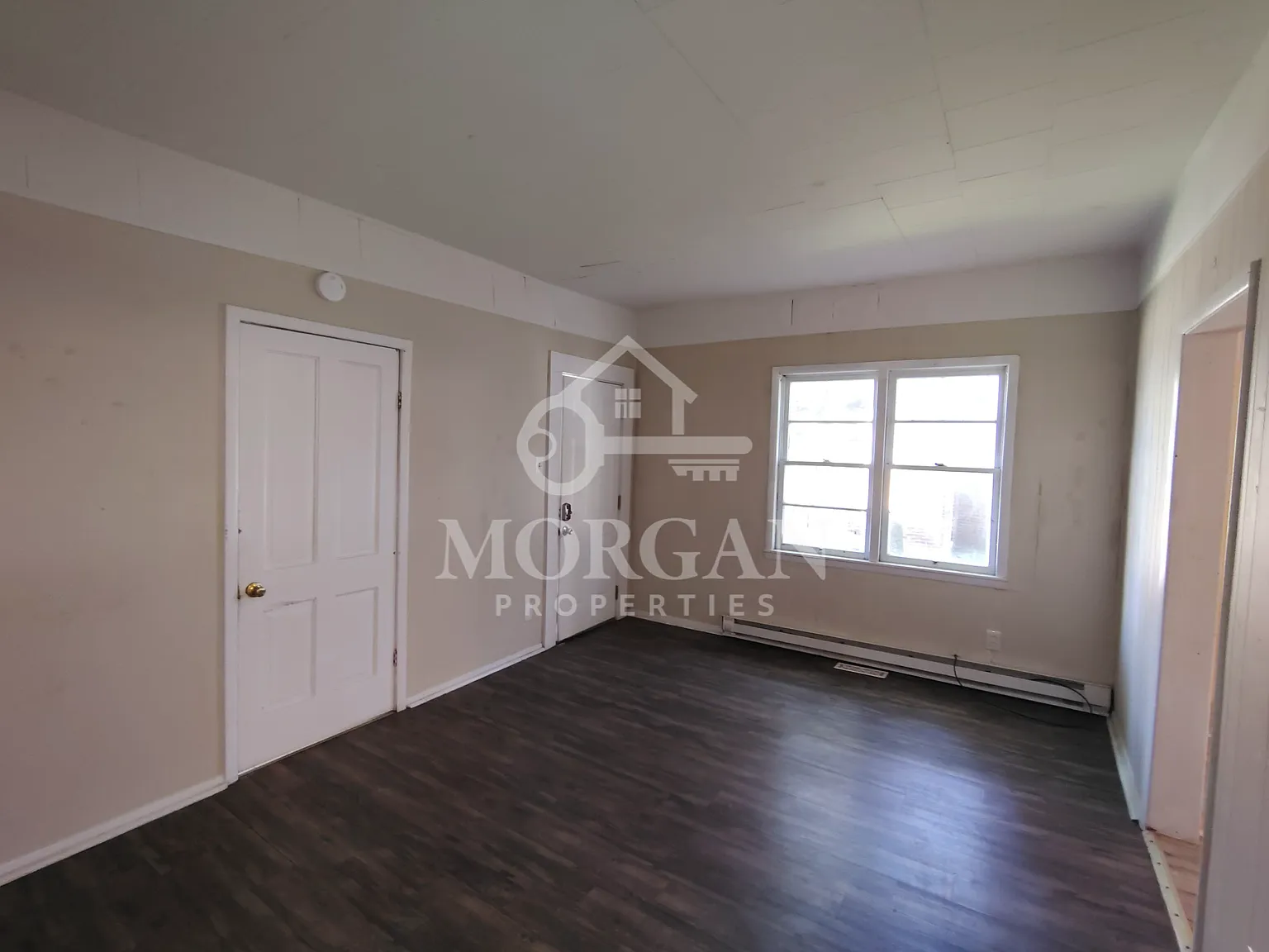 822 W Howard St Muncie - - — Photo 2