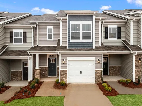 165 Creekview Rd, Hendersonville, NC 28792