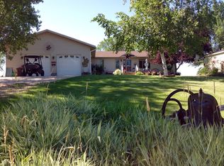 32804 401st St, Dent, MN 56528