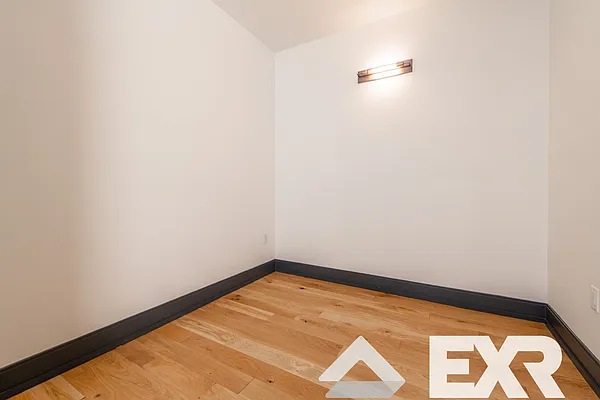 Rented by The KCI Group | media 3
