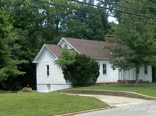 621 S Main St, Anna, IL 62906