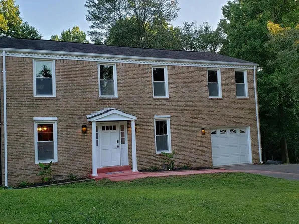 1113 E Patuxent Dr, La Plata, MD 20646